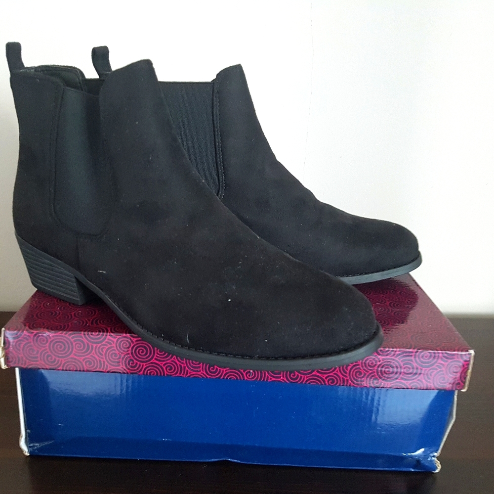 Black Booties